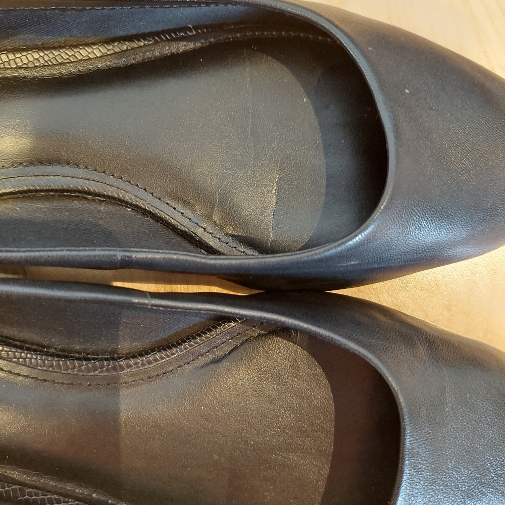 Basic Black Shoes - Picture 6 of 11